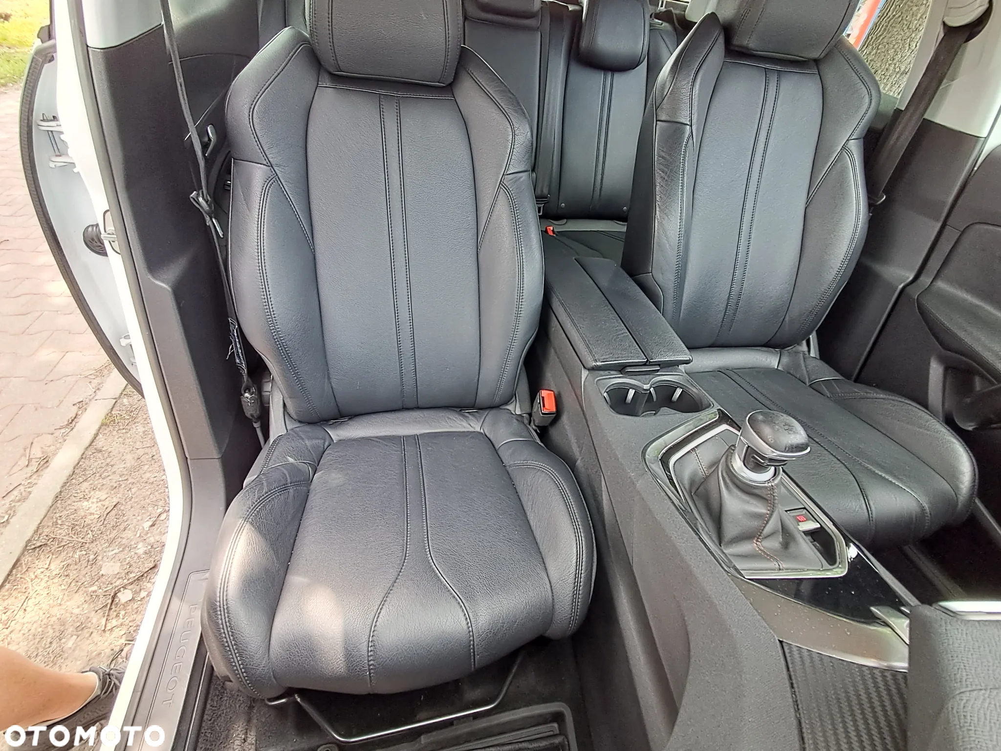 Peugeot 3008 1.5 BlueHDi Active S&S - 12