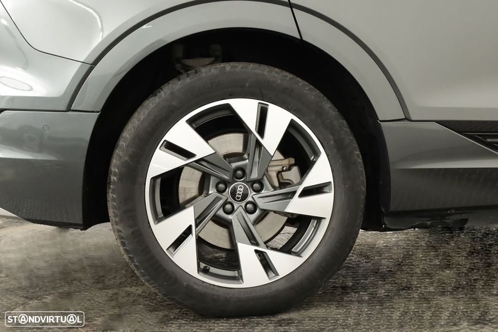 Audi e-tron 55 quattro S line - 5