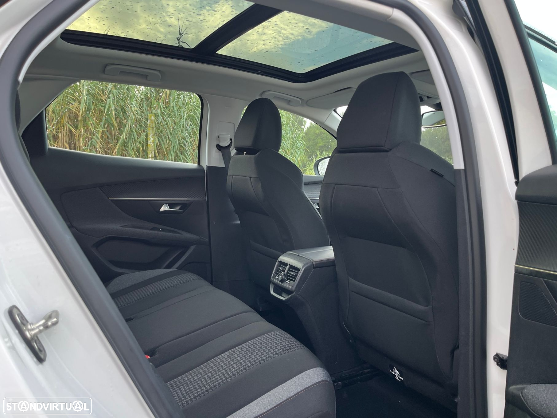 Peugeot 3008 1.5 BlueHDi Allure - 25