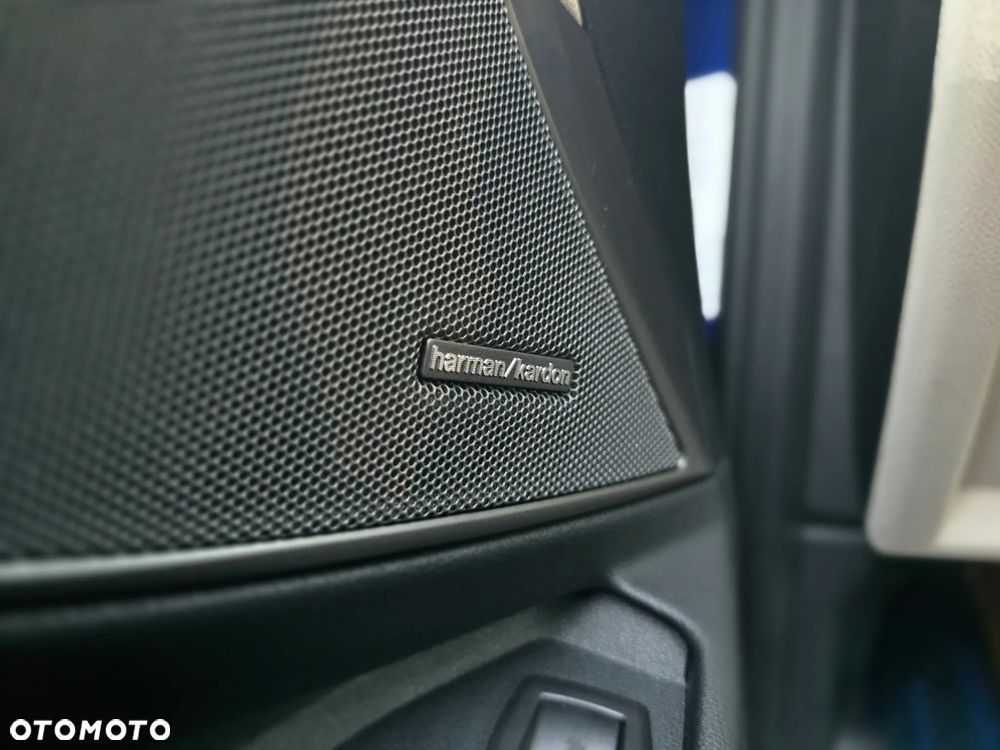 BMW Seria 3 M340i xDrive sport - 21