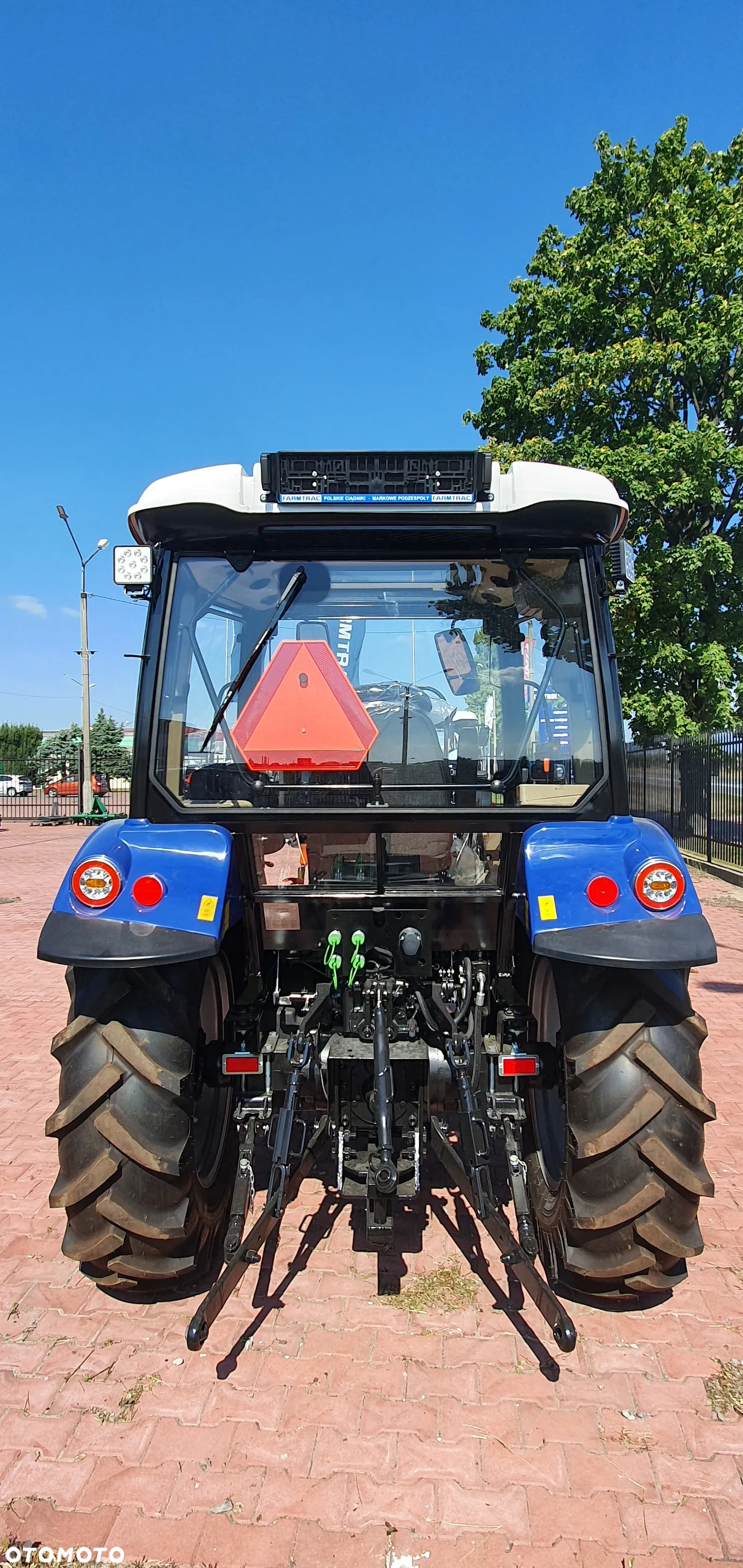 Farmtrac 555 DTC V - 4