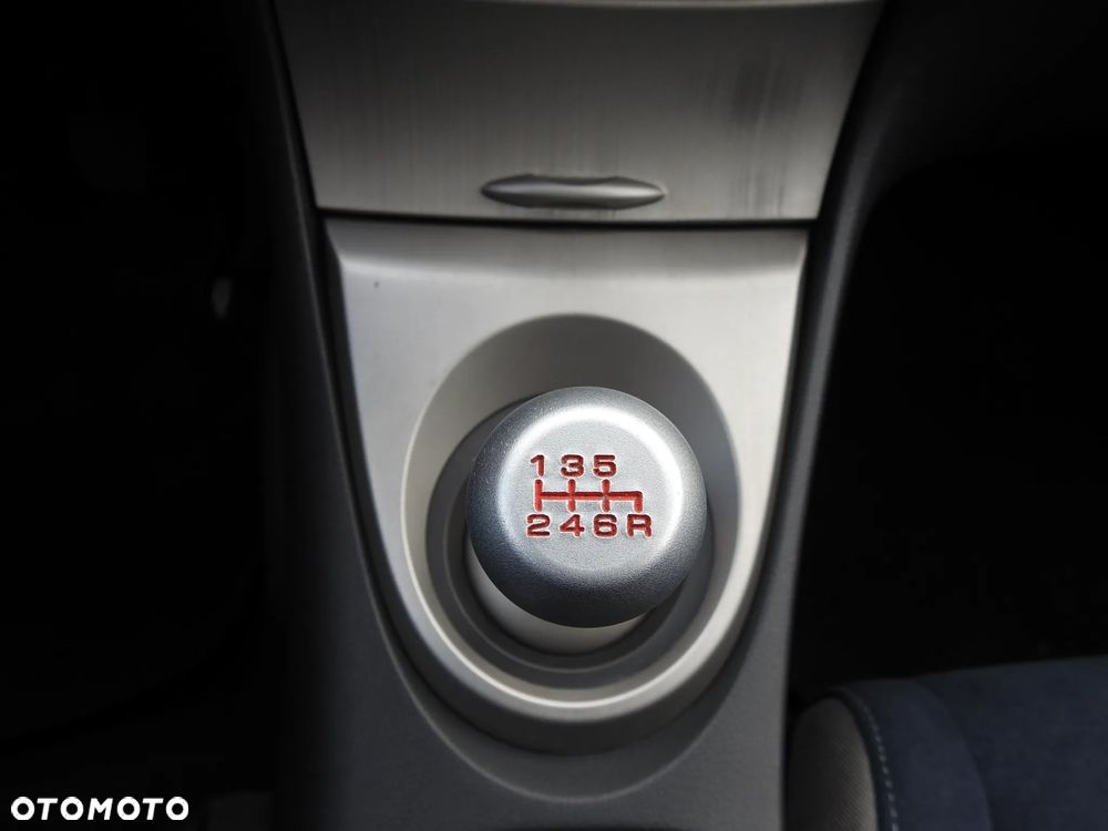 Honda Civic 1.4 Comfort - 23