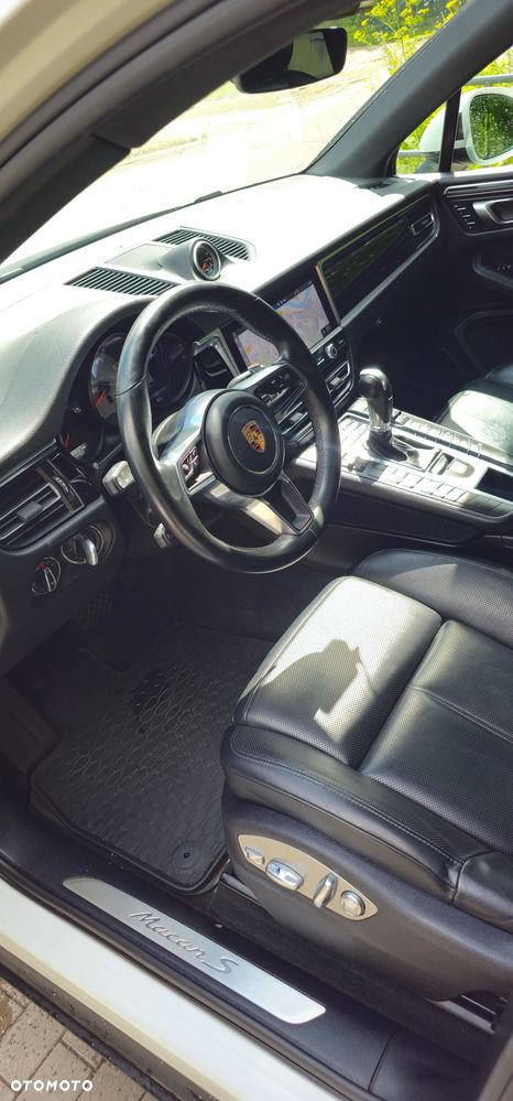 Porsche Macan S - 6