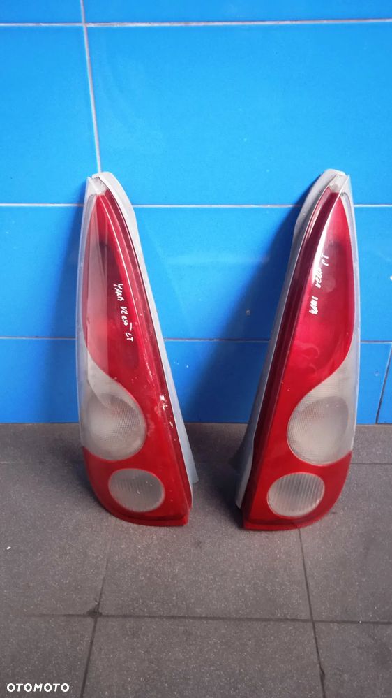 Lampa lewa prawa tył Toyota Yaris Verso 1.3 Benzyna VVT-i 2002 - 1
