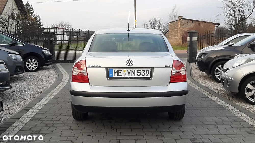 Volkswagen Passat 2.0 - 4