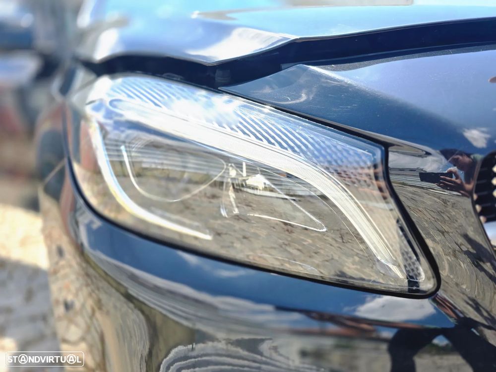 Mercedes-Benz A 180 d AMG Line - 13