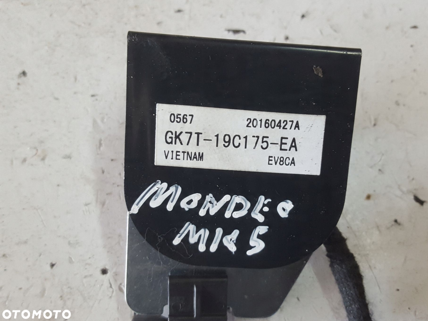 FORD MONDEO MK5 14r- ANTENA GPS GK7T-19C1175-EA - 2