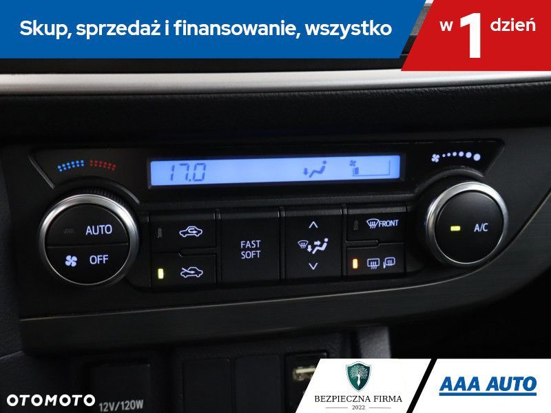 Toyota Auris - 18