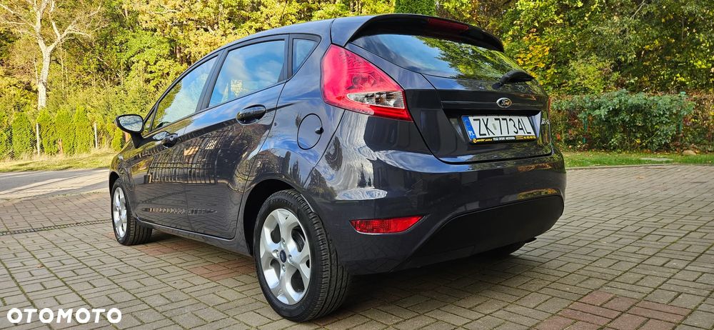 Ford Fiesta 1.25 Champions Edition - 13