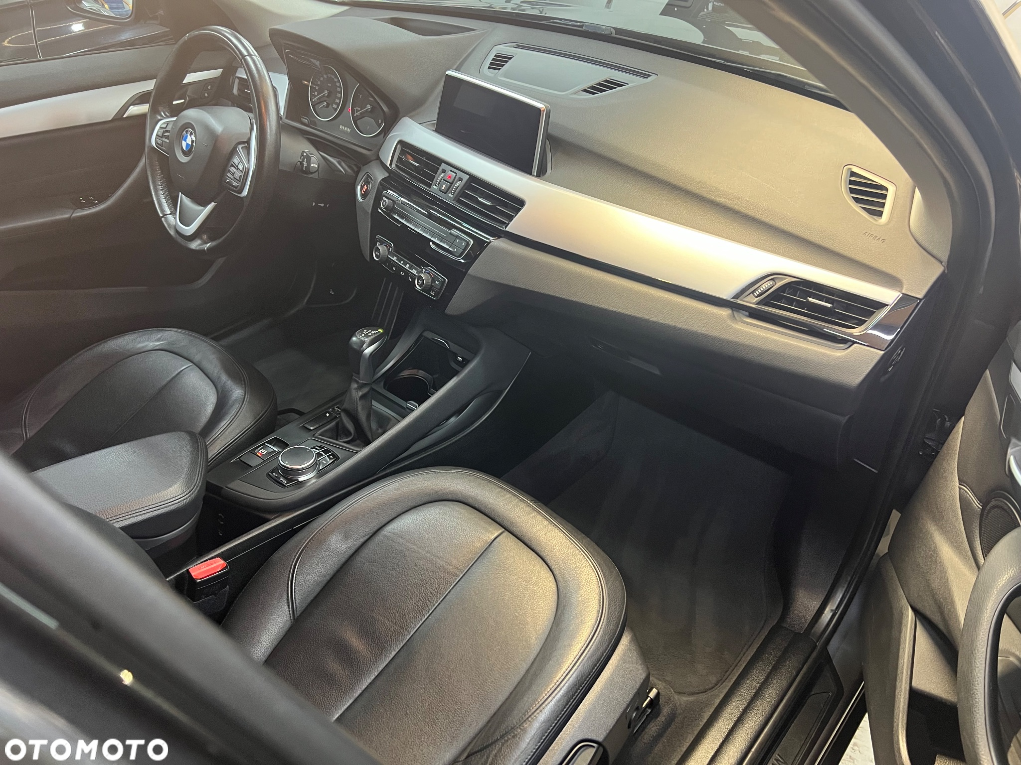 BMW X1 - 13