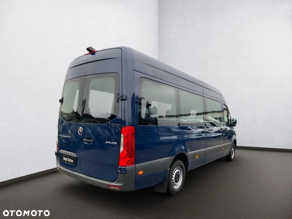 Mercedes-Benz Sprinter - 3