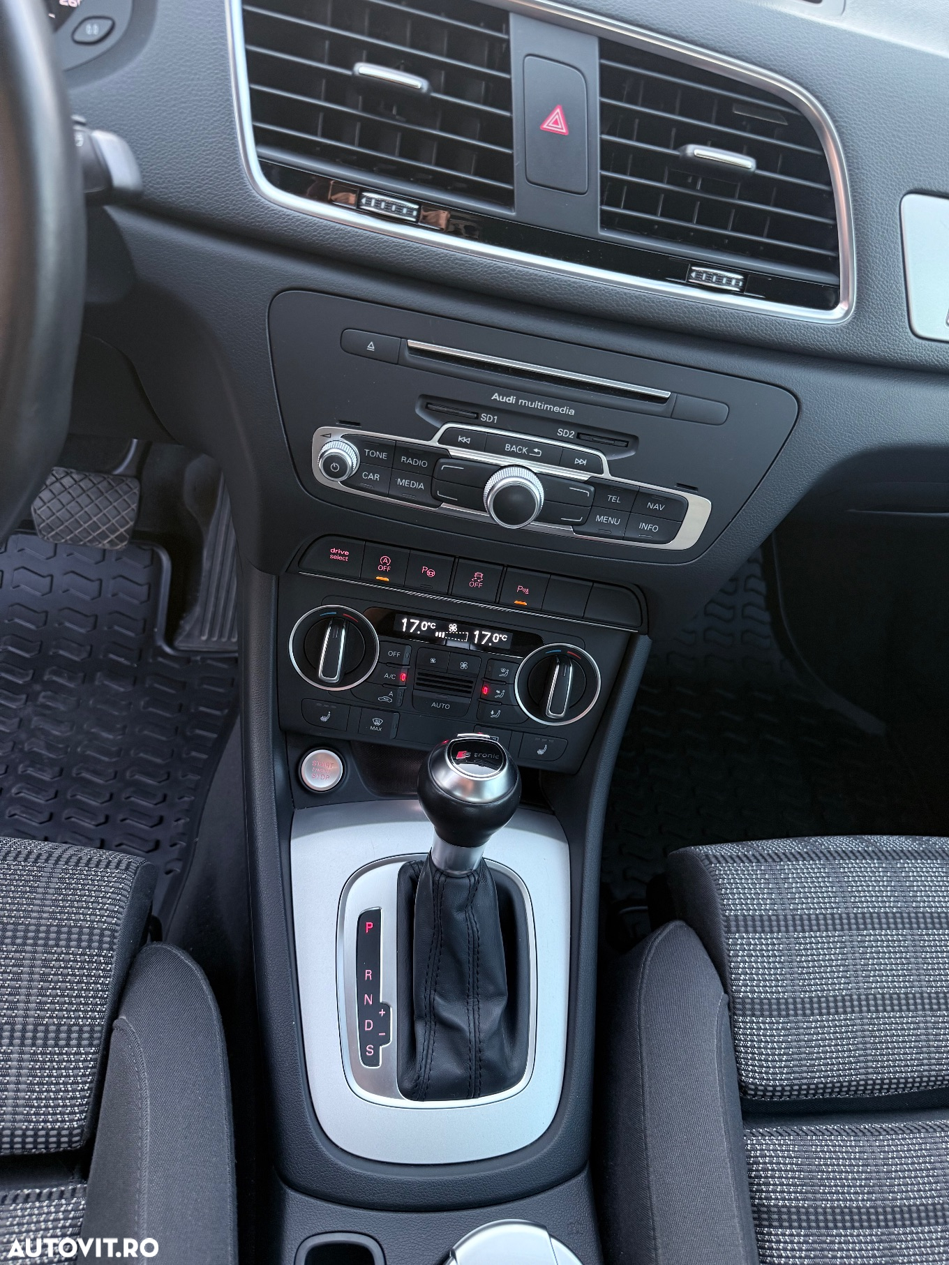 Audi Q3 2.0 TDI Quattro Stronic - 24