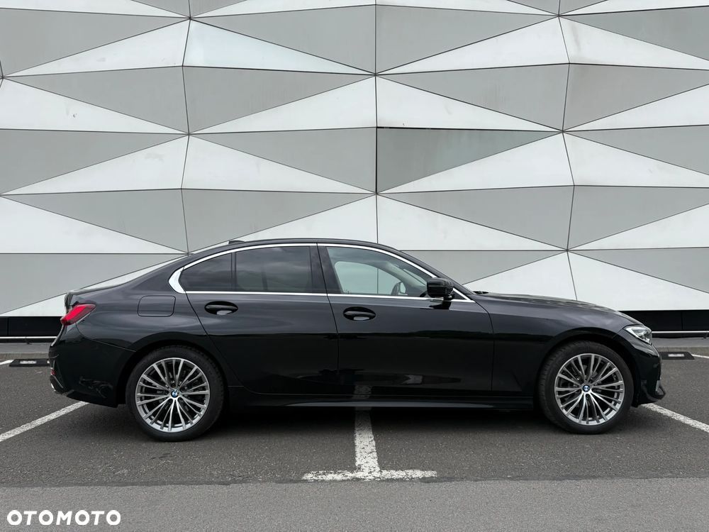 BMW Seria 3 320d Luxury Line - 8