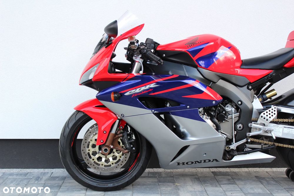 Honda CBR - 8