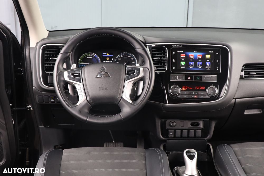 Mitsubishi Outlander PHEV 2.4 L 4X4 Instyle - 5