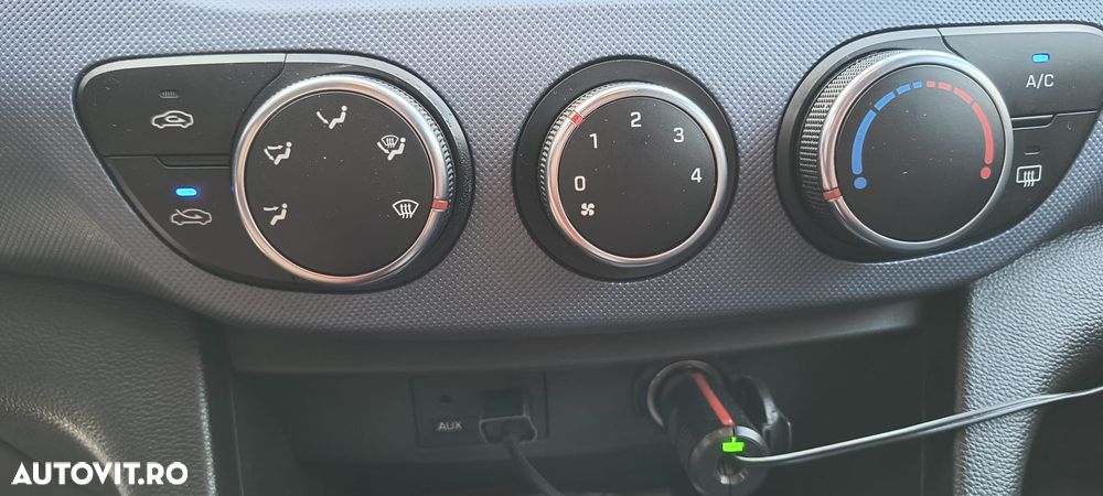 Hyundai i10 1.0 Blue Style - 31