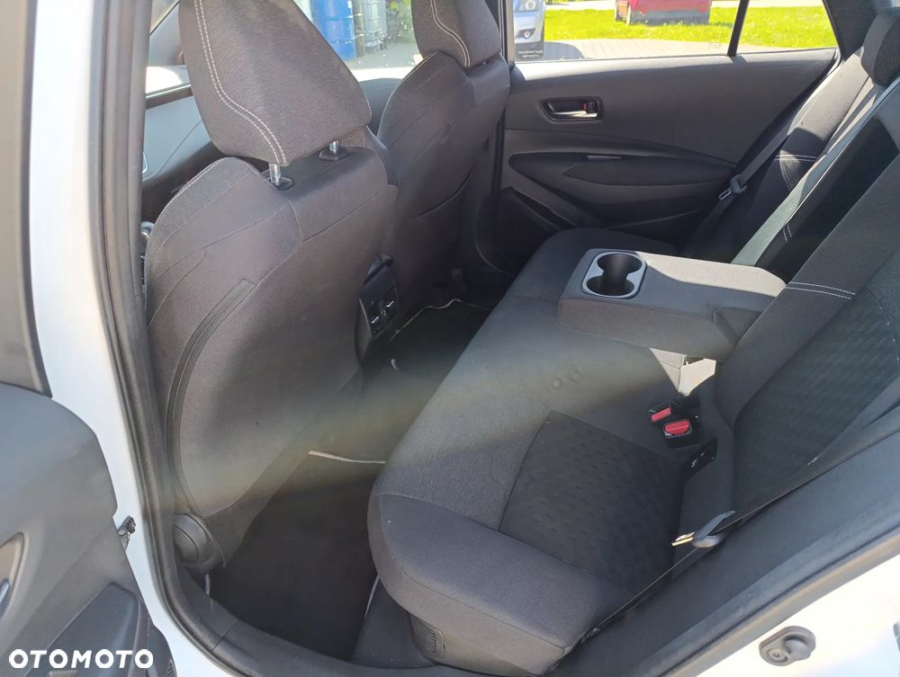 Toyota Corolla 1.8 Hybrid Comfort - 16