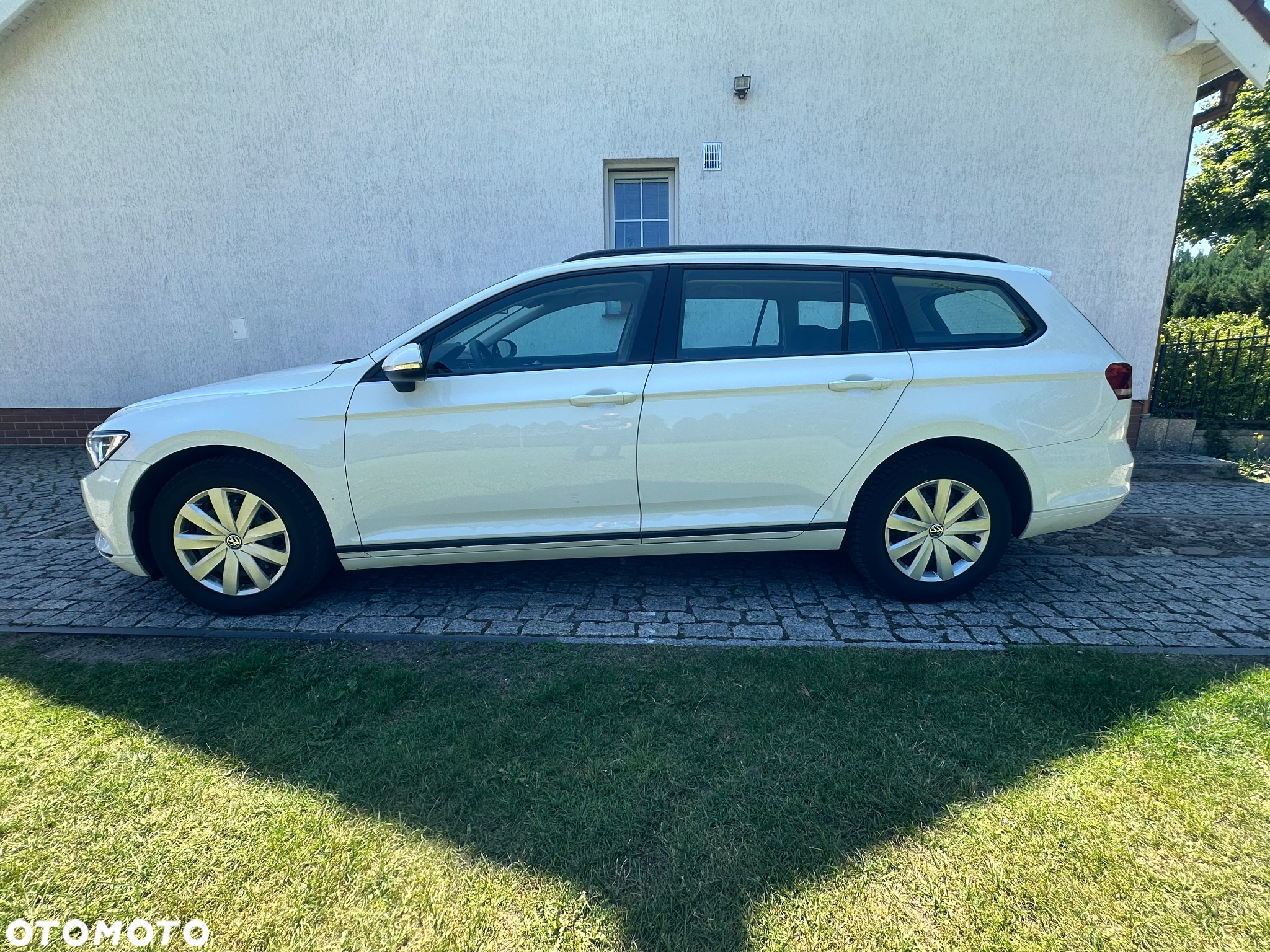 Volkswagen Passat Variant 1.6 TDI SCR BlueMotion Trendline - 6