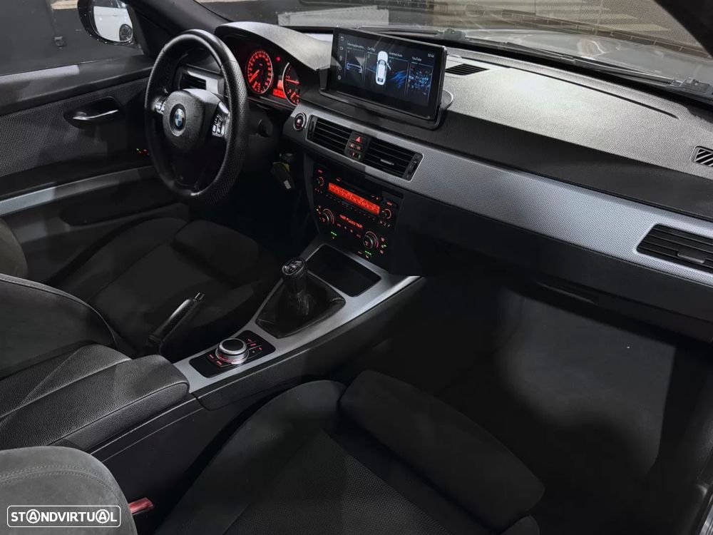 BMW 320 d - 8