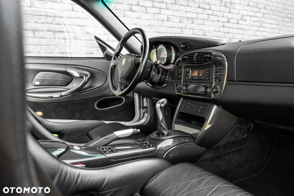 Porsche 911 GT2 - 16