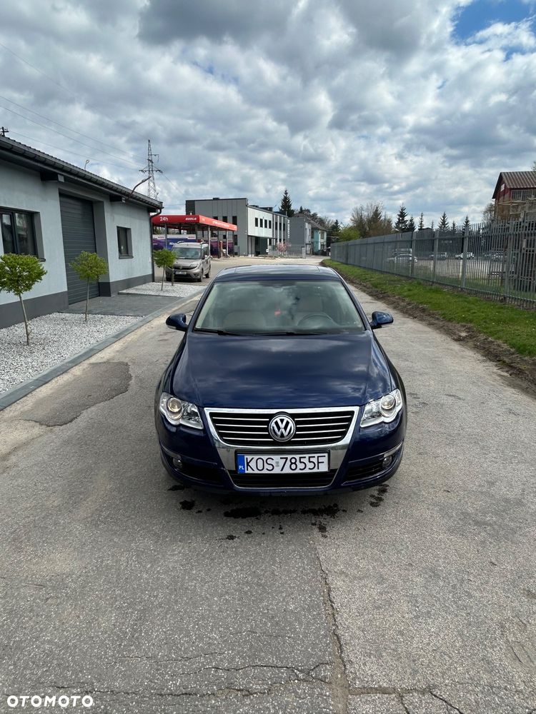 Volkswagen Passat ver-2-0-fsi-individual - 12