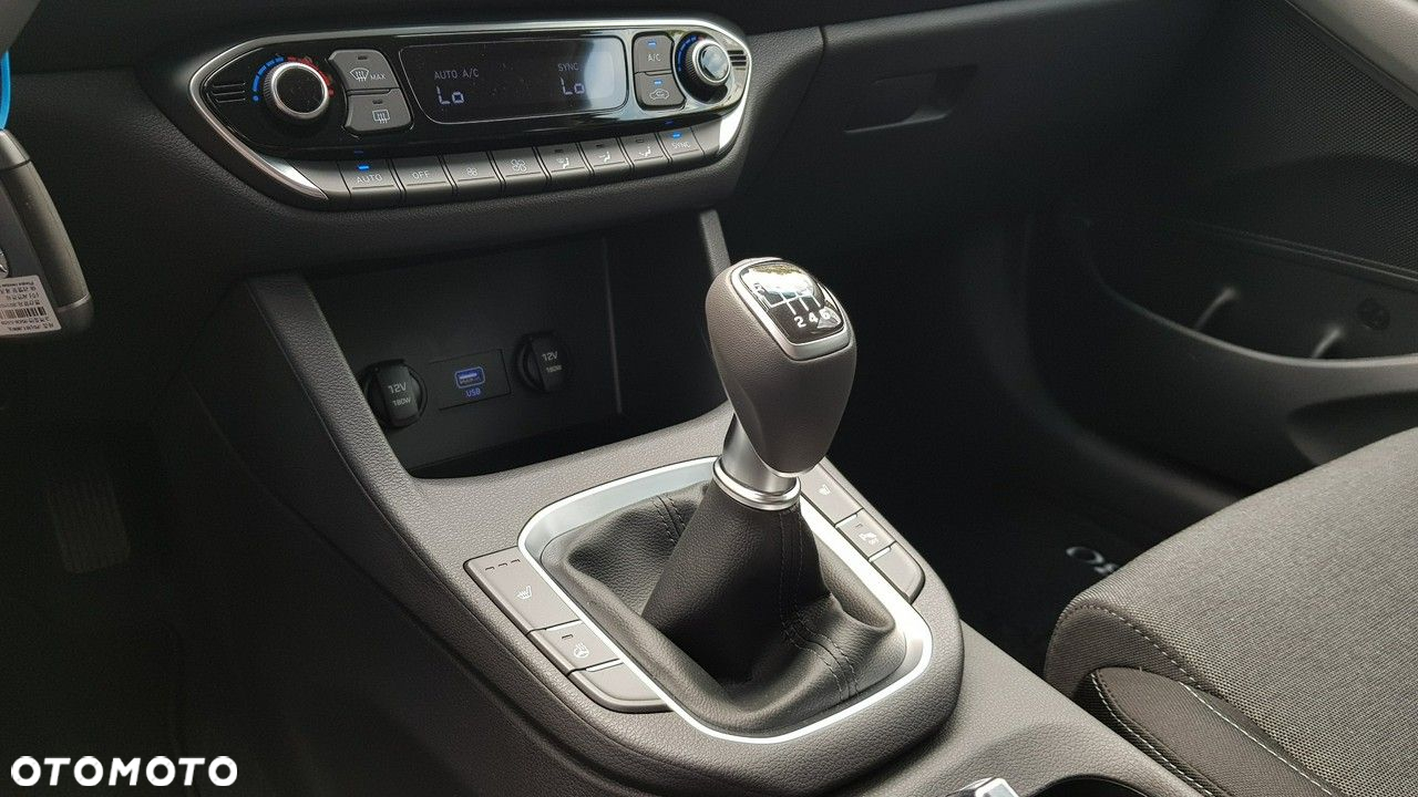 Hyundai i30 1.0 T-GDI Smart - 27