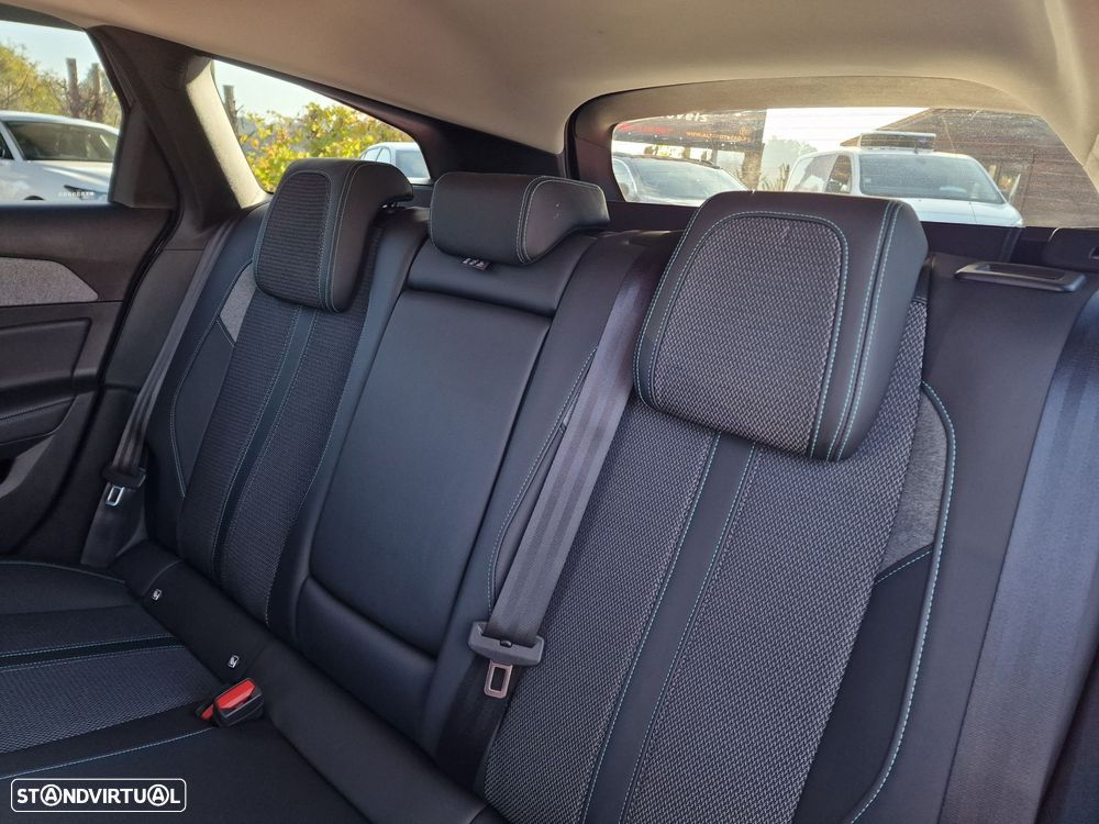 Peugeot 308 SW 1.2 PureTech Allure Pack EAT8 - 13