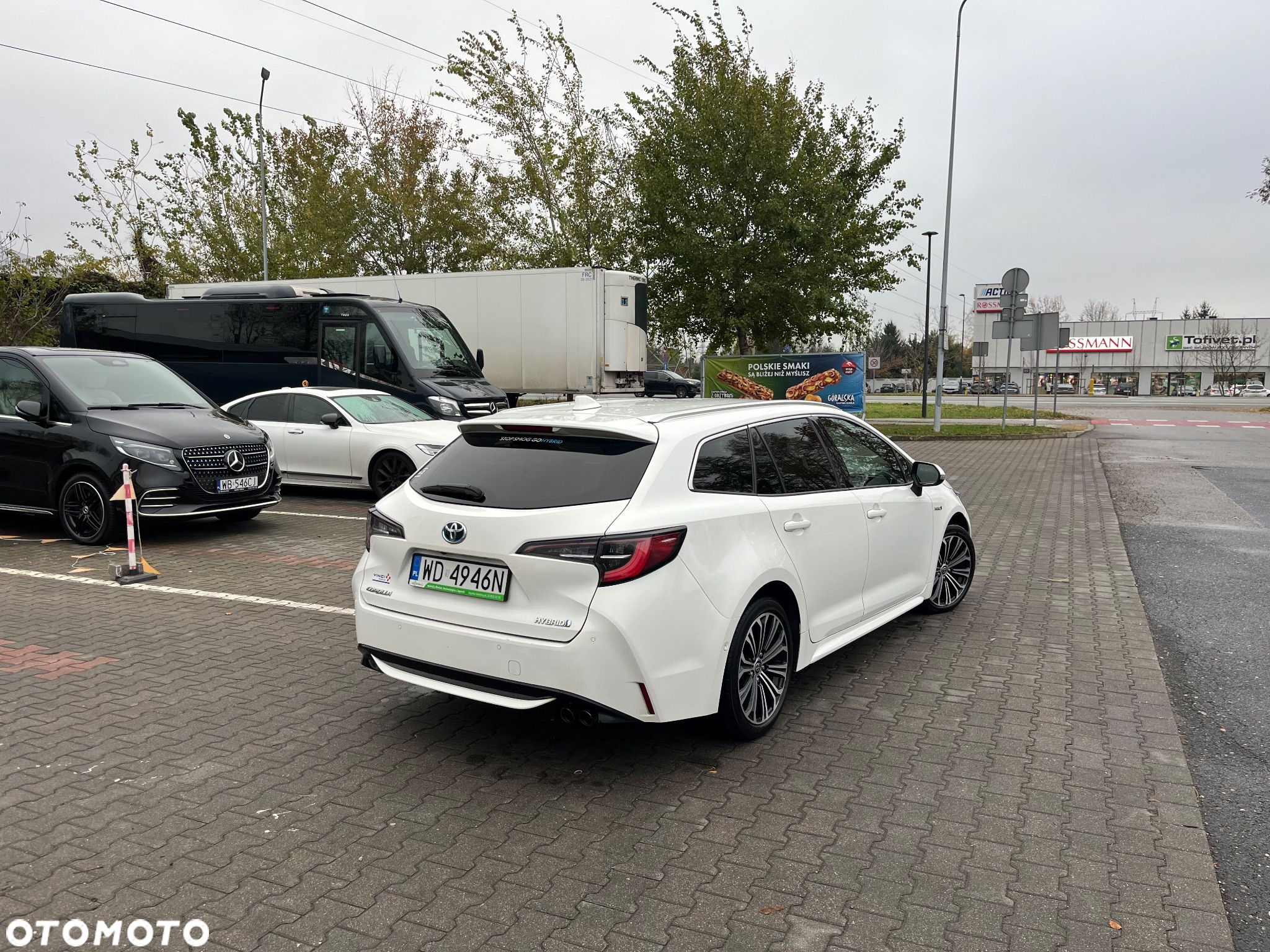 Toyota Corolla 2.0 Hybrid Executive - 4