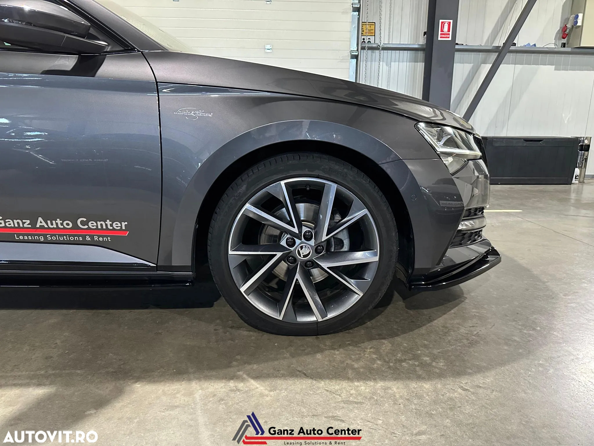 Skoda Superb 2.0 TDI 4X4 DSG Laurin & Klement - 30