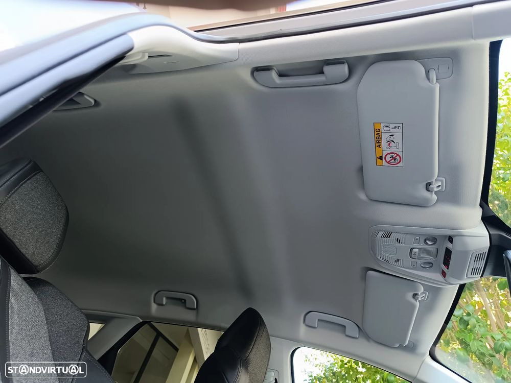 Peugeot 3008 1.2 PureTech Allure Pack - 24