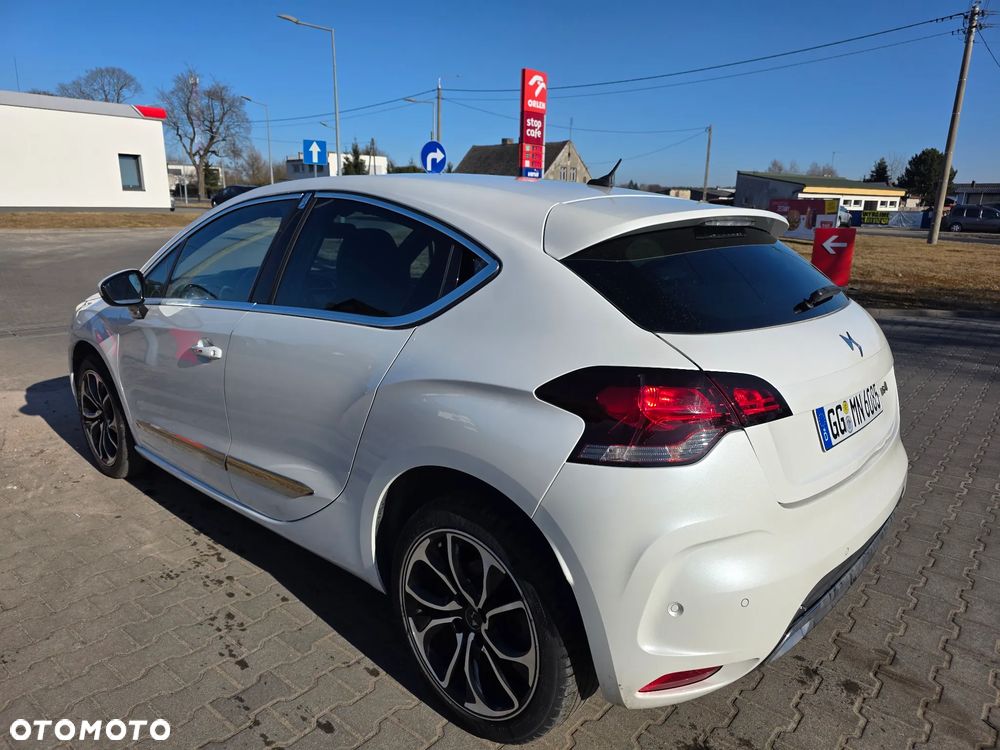 DS Automobiles DS 4 Crossback - 8