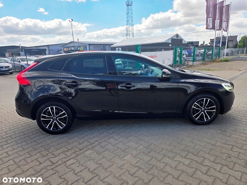 Volvo V40 D2 Momentum - 7
