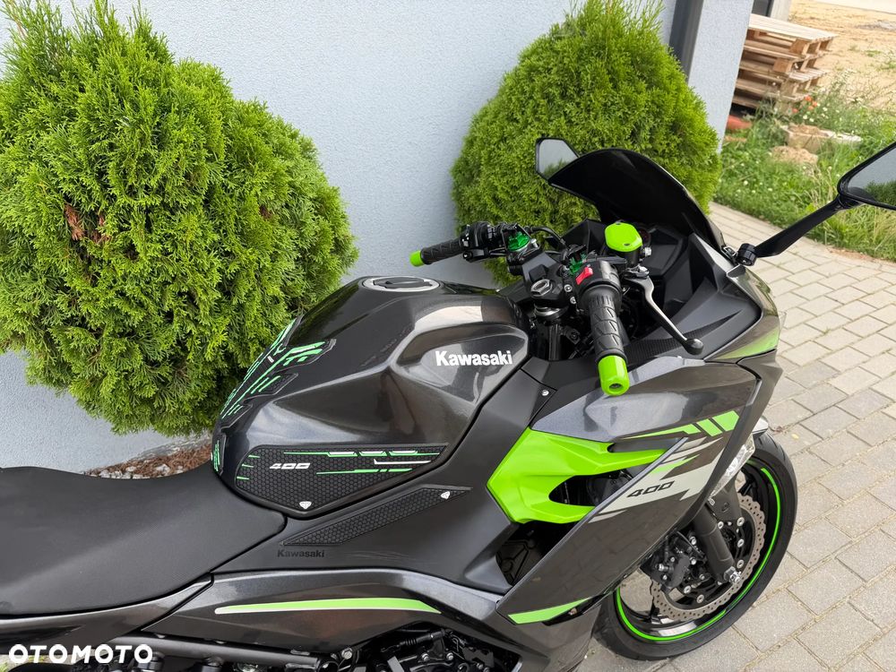 Kawasaki Ninja 400 - 25