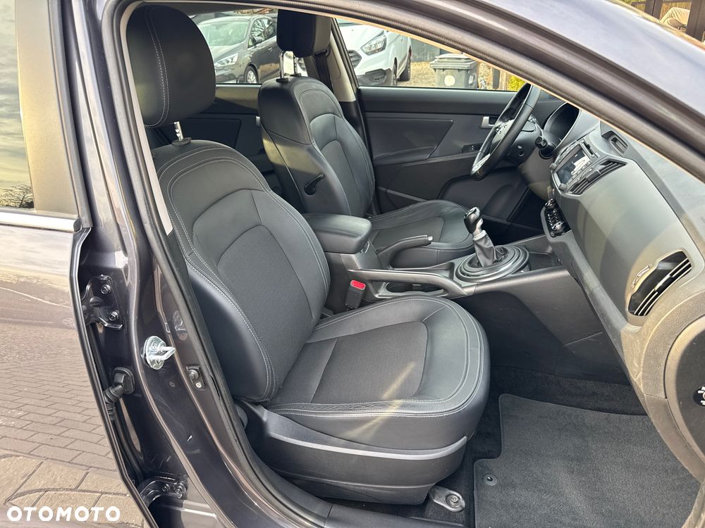 Kia Sportage 1.6 GDI 2WD Fifa World Cup Edition - 15