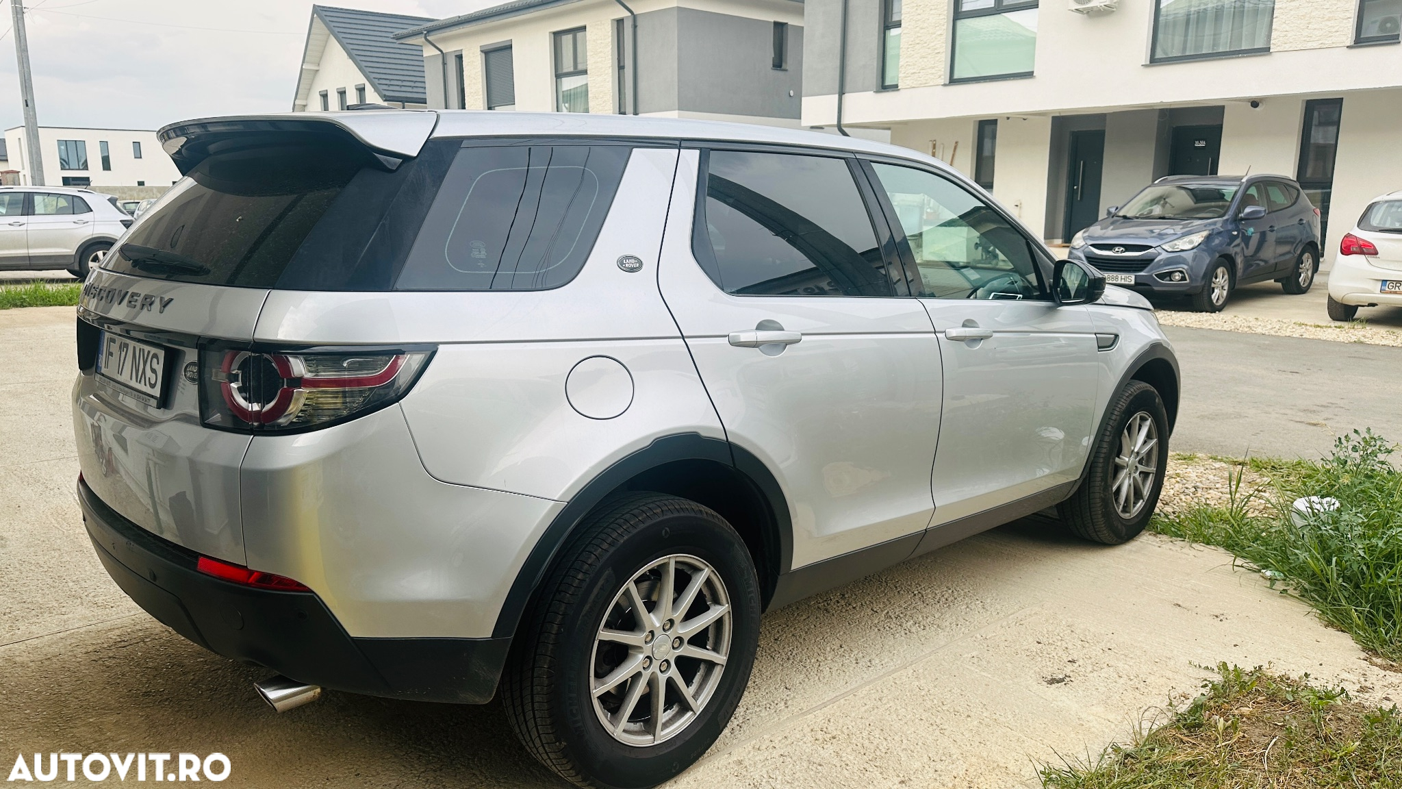 Land Rover Discovery Sport 2.0 l TD4 HSE Aut. - 3