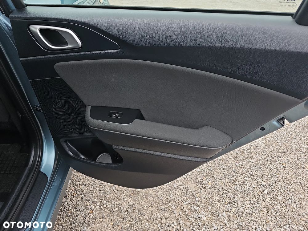 Kia Ceed 1.5 T-GDI M DCT - 23
