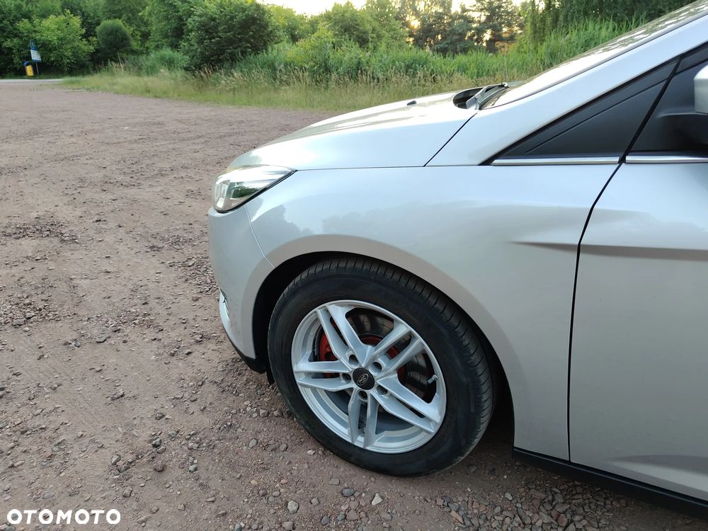 Ford Focus 1.5 EcoBoost Titanium ASS - 19