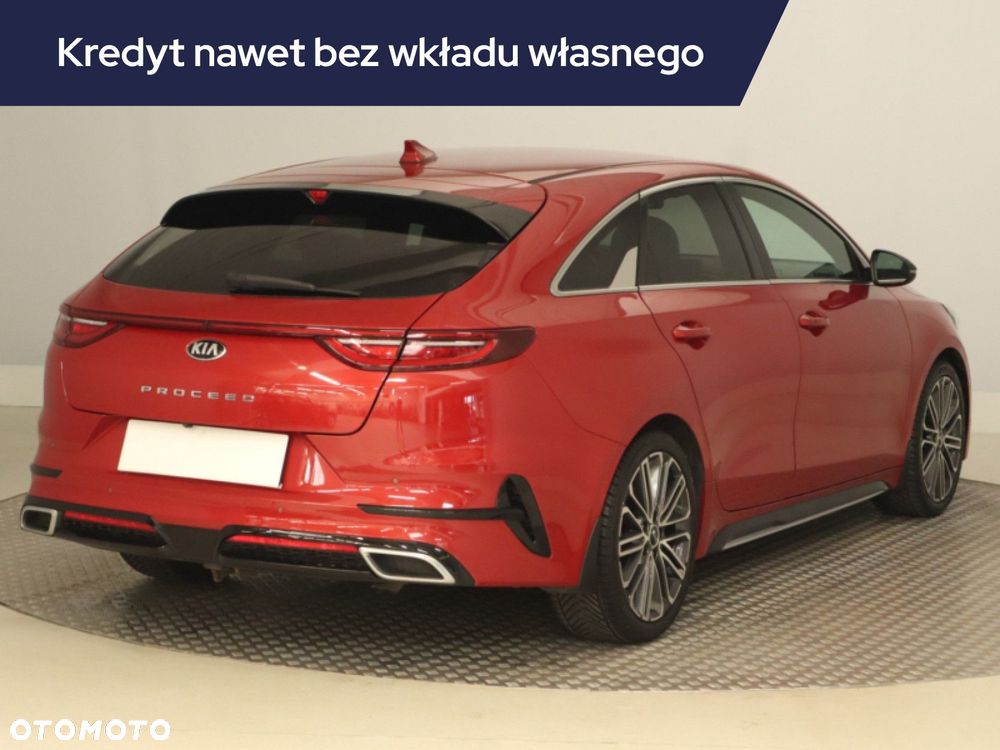 Kia ProCeed - 7