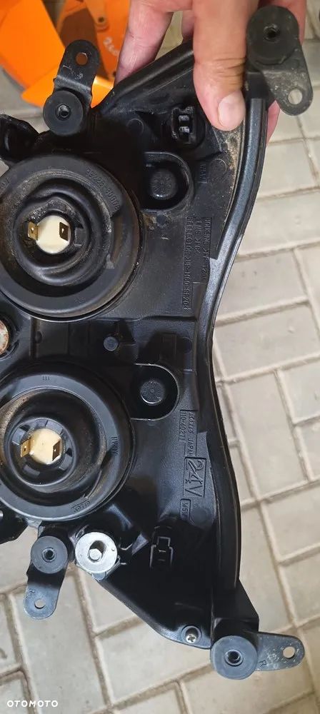 KAWASAKI Z1000 CZASZA OWIEWKA REFLEKTOR LAMPA PRZÓD07-09 - 29