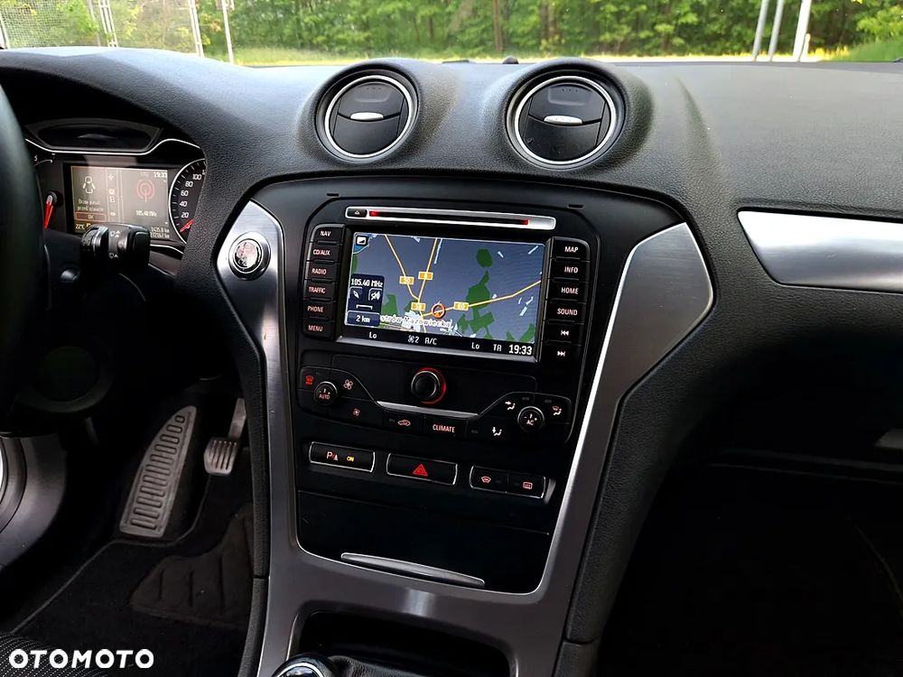 Ford Mondeo 2.0 TDCi Titanium - 27