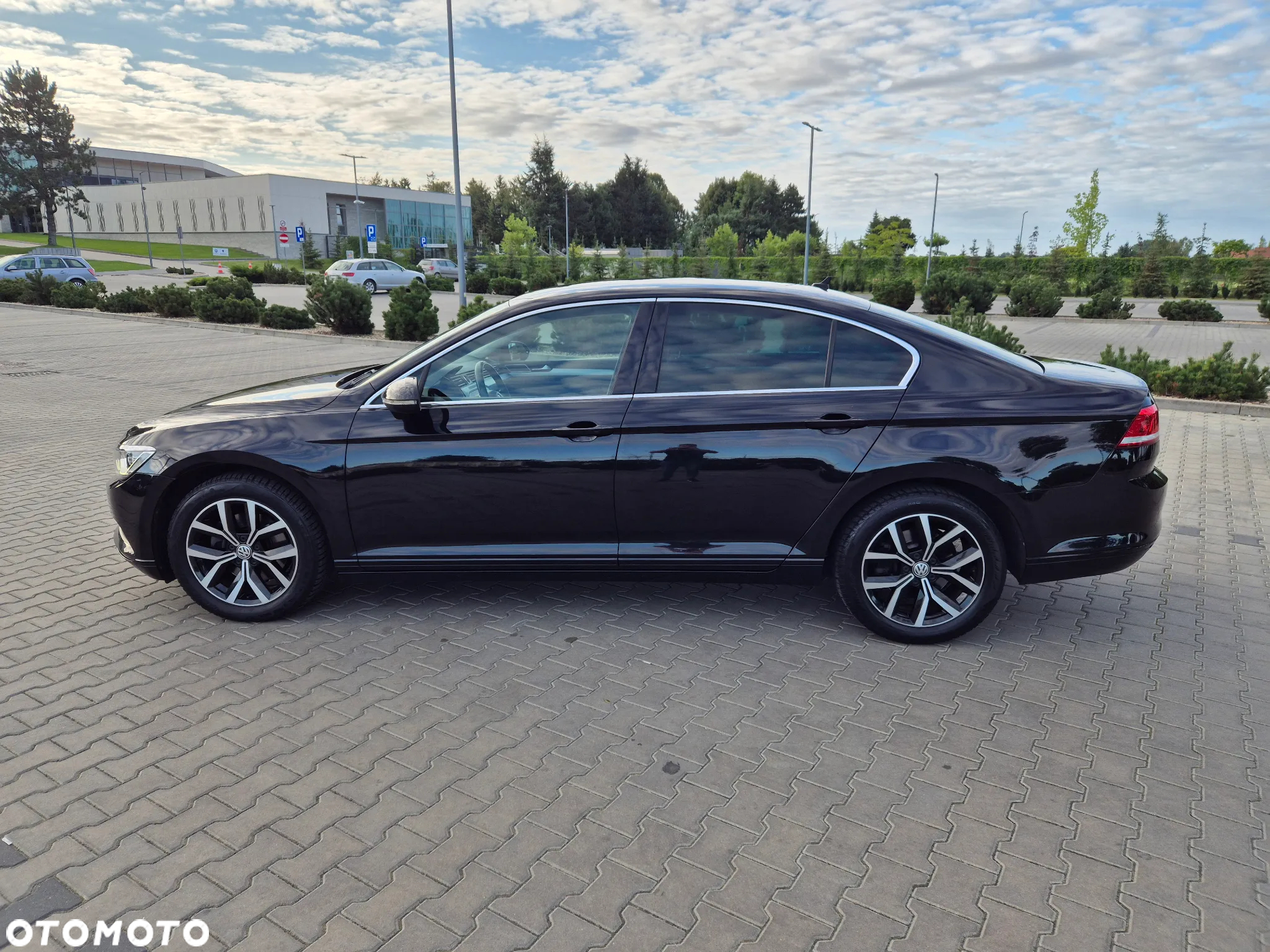 Volkswagen Passat 2.0 TDI BMT Comfortline - 3