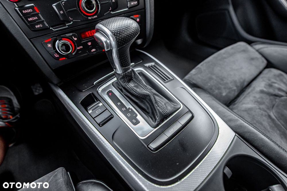 Audi A4 Avant - 31