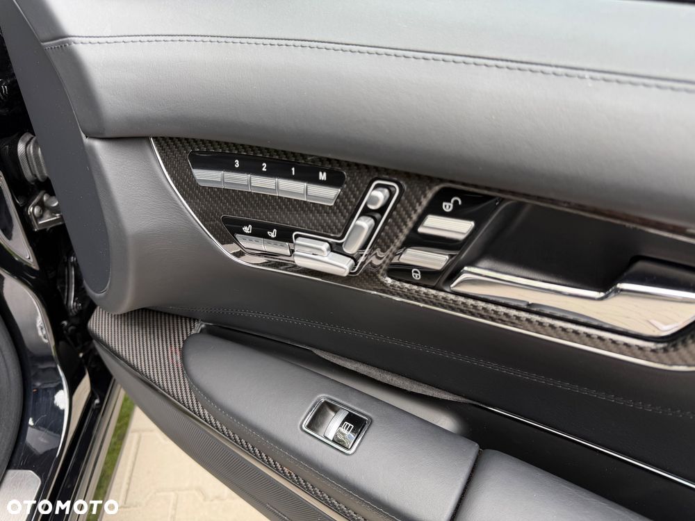 Mercedes-Benz CL 63 AMG 7G-TRONIC - 32