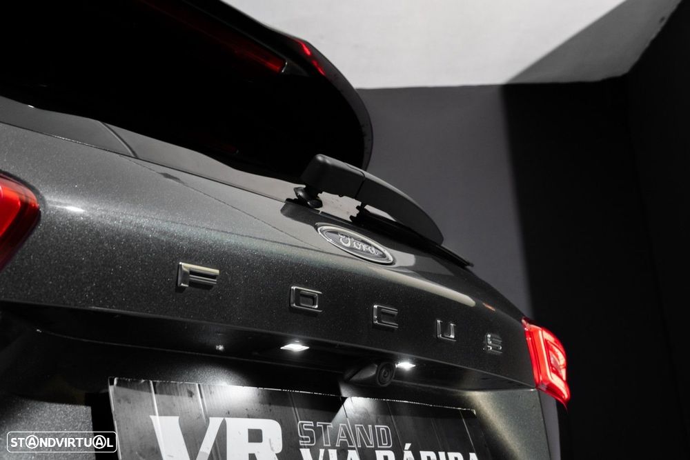 Ford Focus SW 1.5 TDCi EcoBlue ST-Line - 27