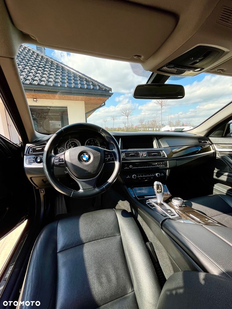 BMW Seria 5 530d Luxury Line - 22