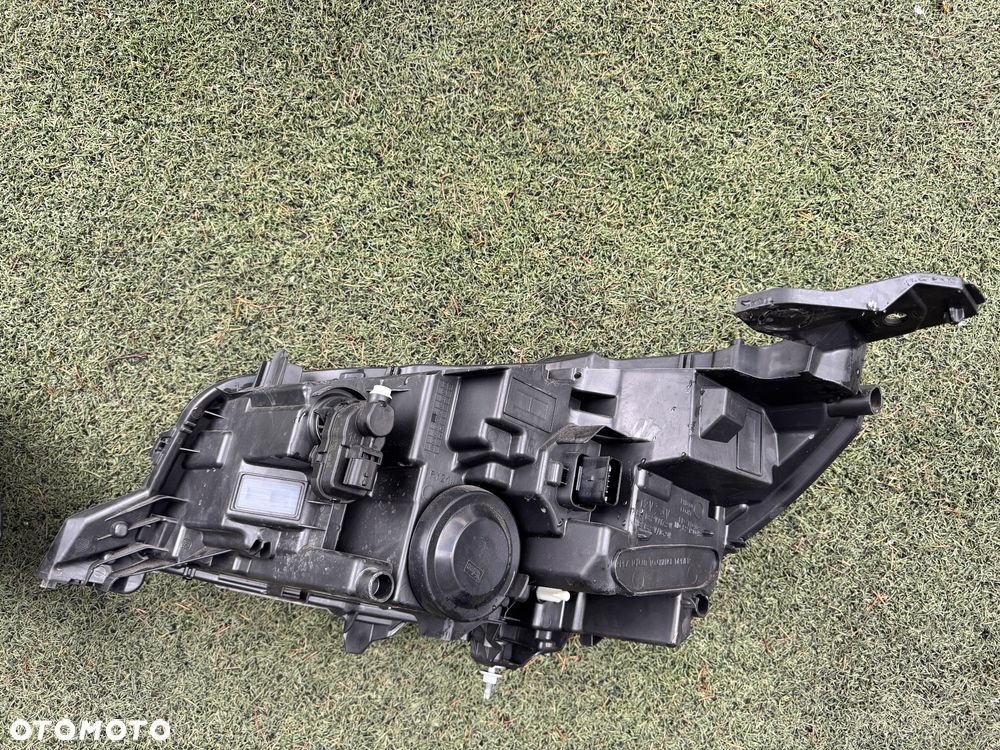 LAMPA LAMPY PRAWA  PEUGEOT 208 2008 II FULL LED 9833036380 9833036180 - 6