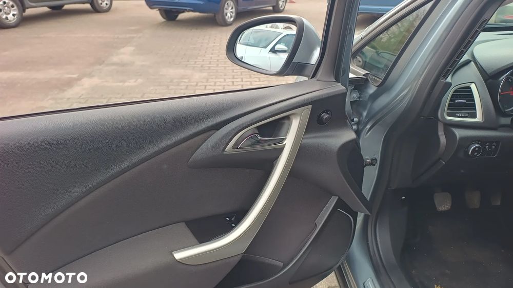 Opel Astra 1.4 T Enjoy - 24