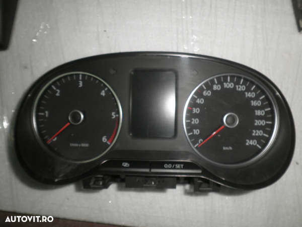 Ceasuri bord VW Polo 6R 1.6 TDI 6R0920861 6R0920861F