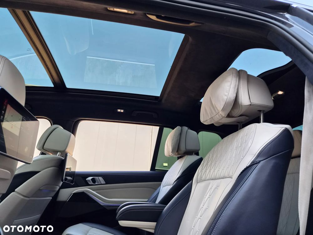 BMW X7 M50d sport - 26