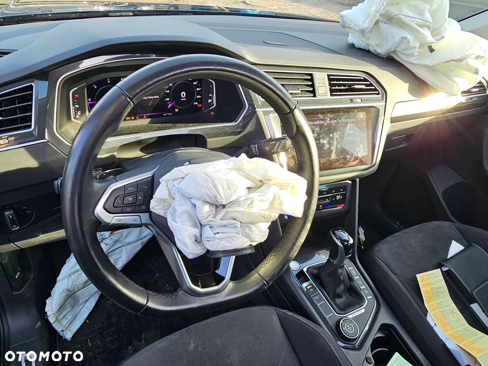 Volkswagen Tiguan 2.0 TDI SCR 4MotION DSG Elegance - 19